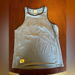Tracksmith men’s blue twilight tank size small